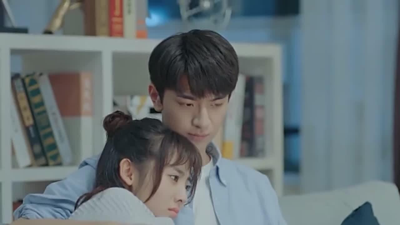 红色鹦鹉逃脱