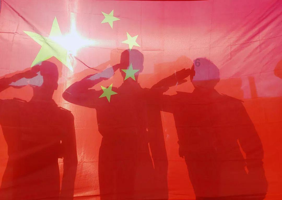 旋转轮胎