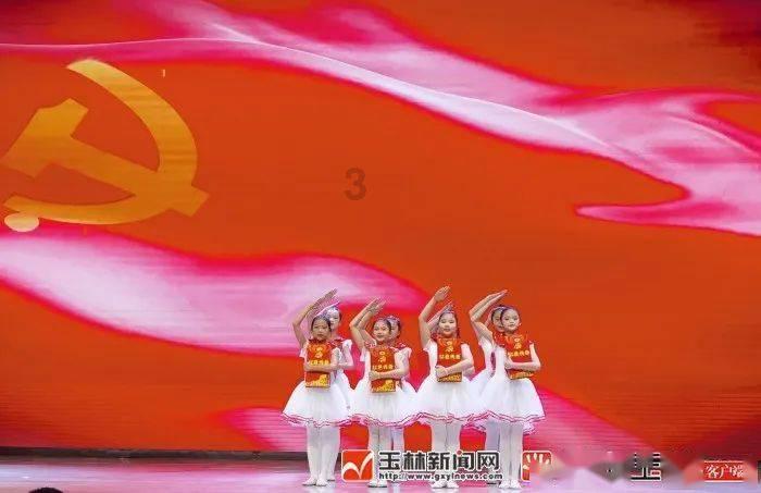 华为笔记本电脑麦克风怎么打开？游戏画面