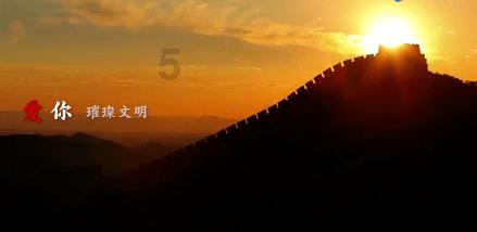 可爱的女生解救