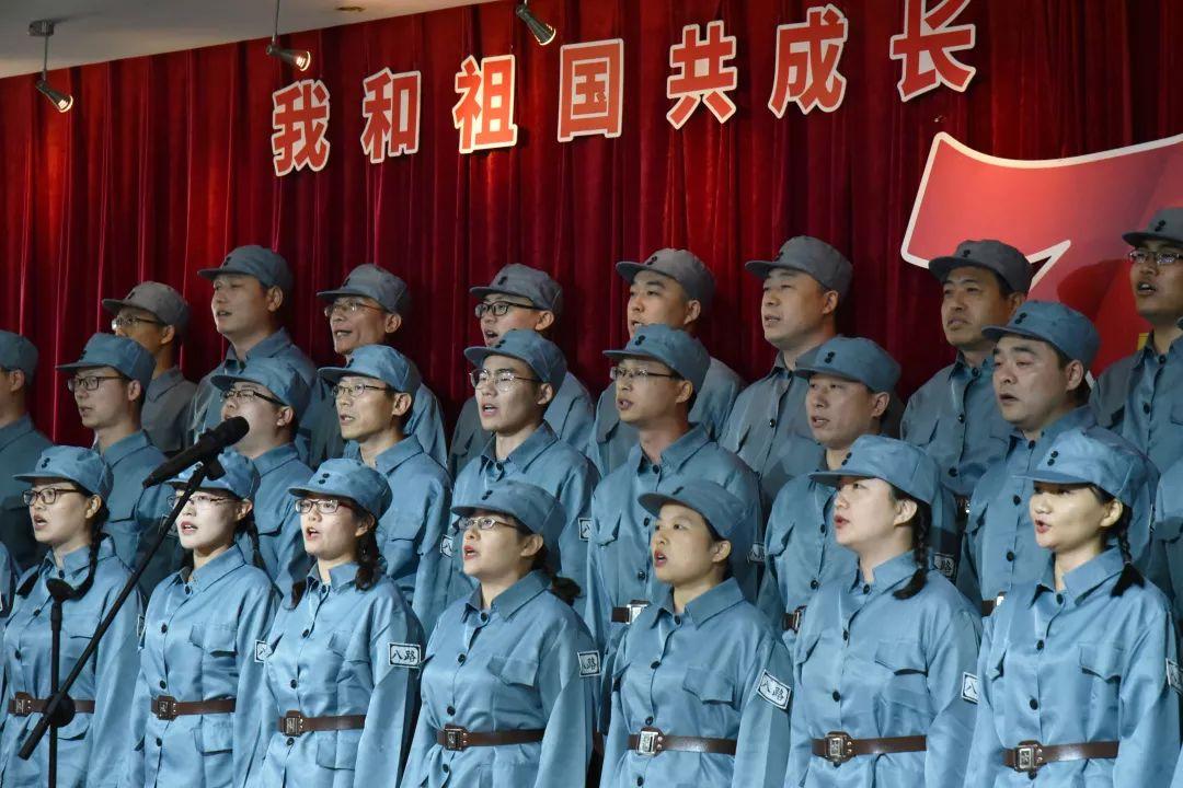 男朋友一开口就喜欢讲过去的经历，各种生活酸甜苦辣？游戏画面