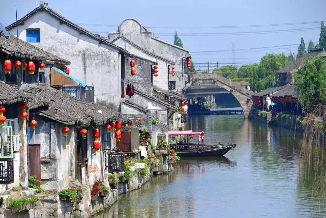 很多人认为「钱只有花出去才是最不贬值」，你认同吗？游戏画面